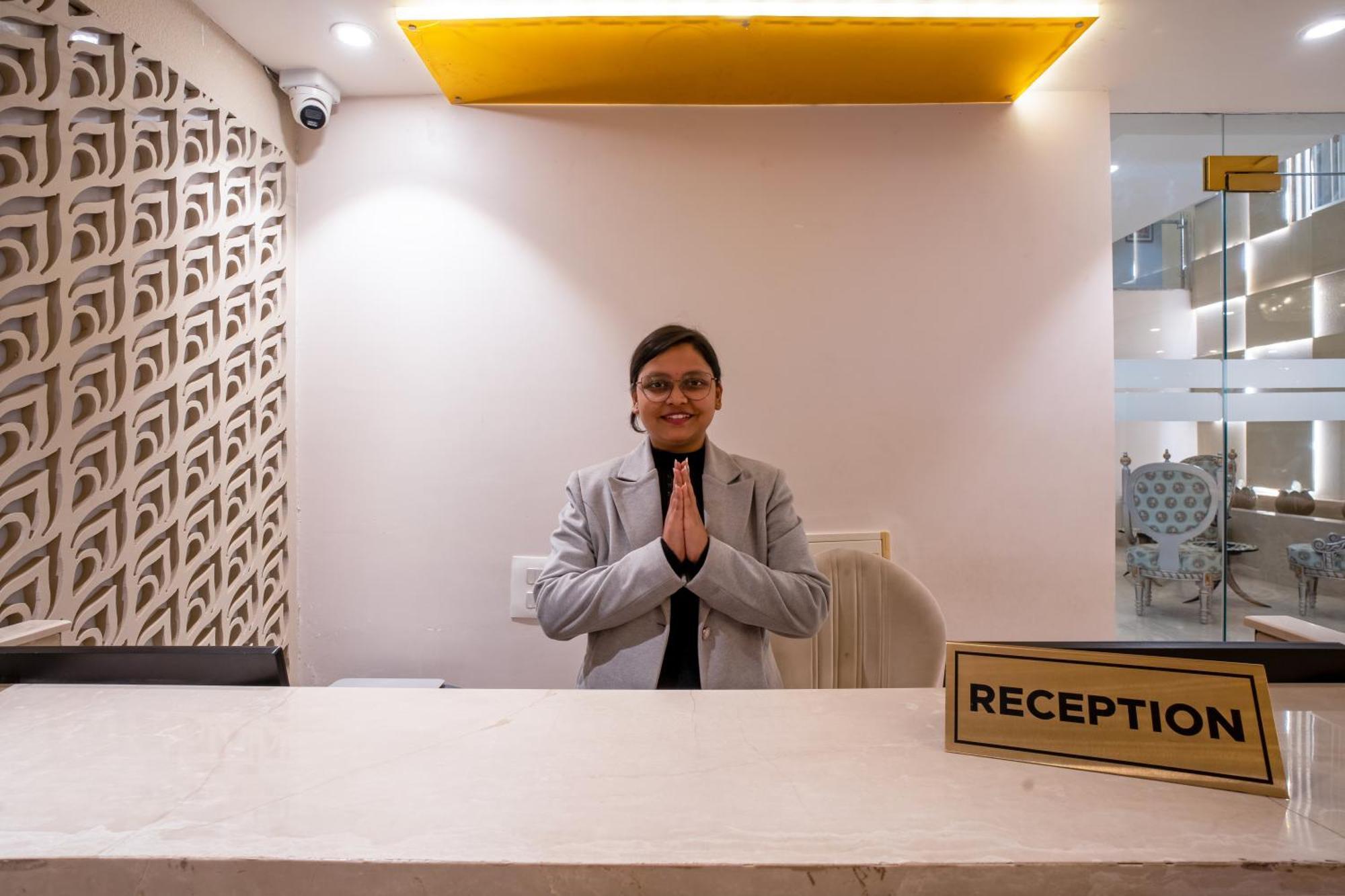 Hotel Ginger Palace Delhi Airport Neu-Delhi Exterior foto