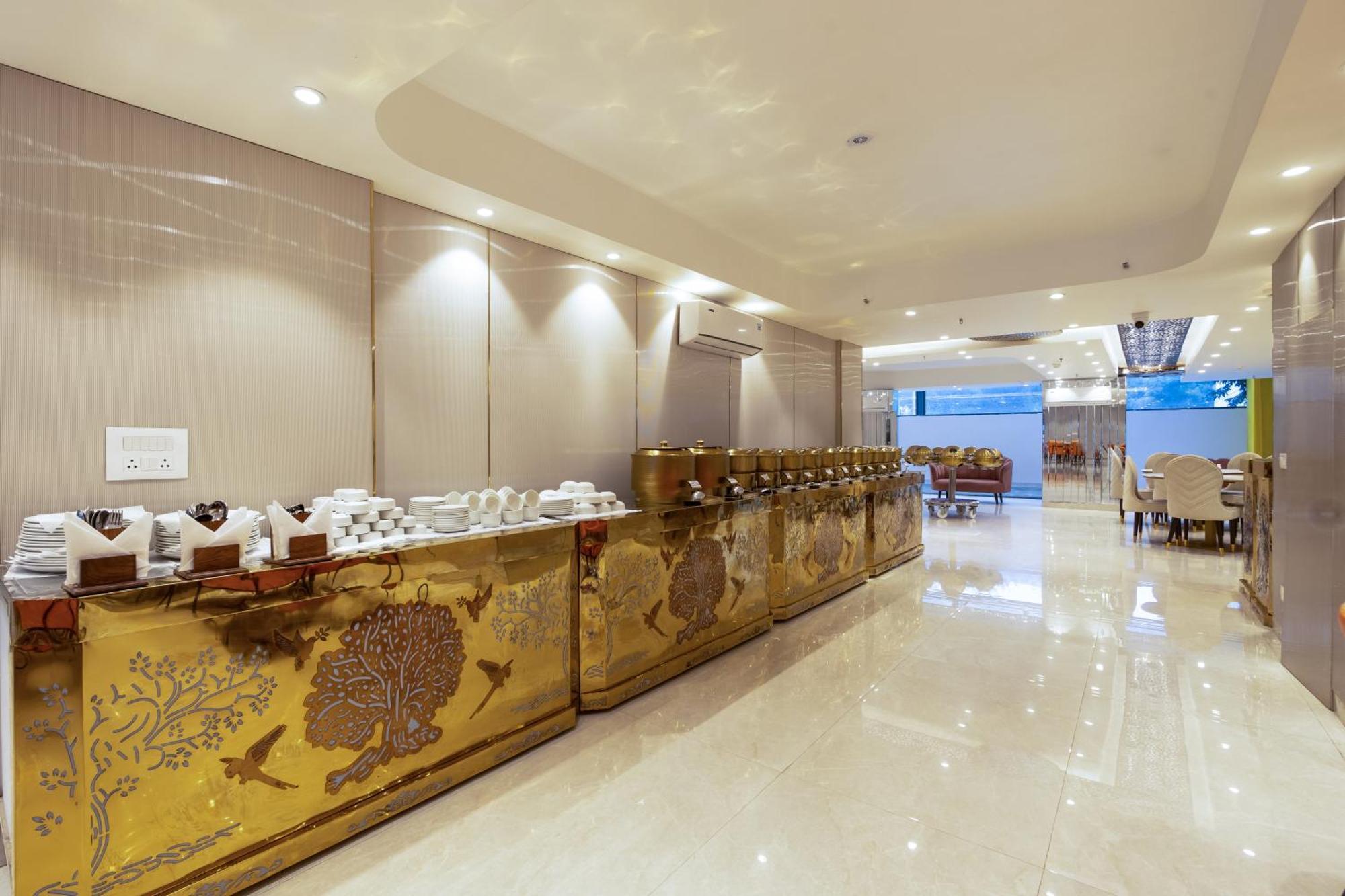 Hotel Ginger Palace Delhi Airport Neu-Delhi Exterior foto
