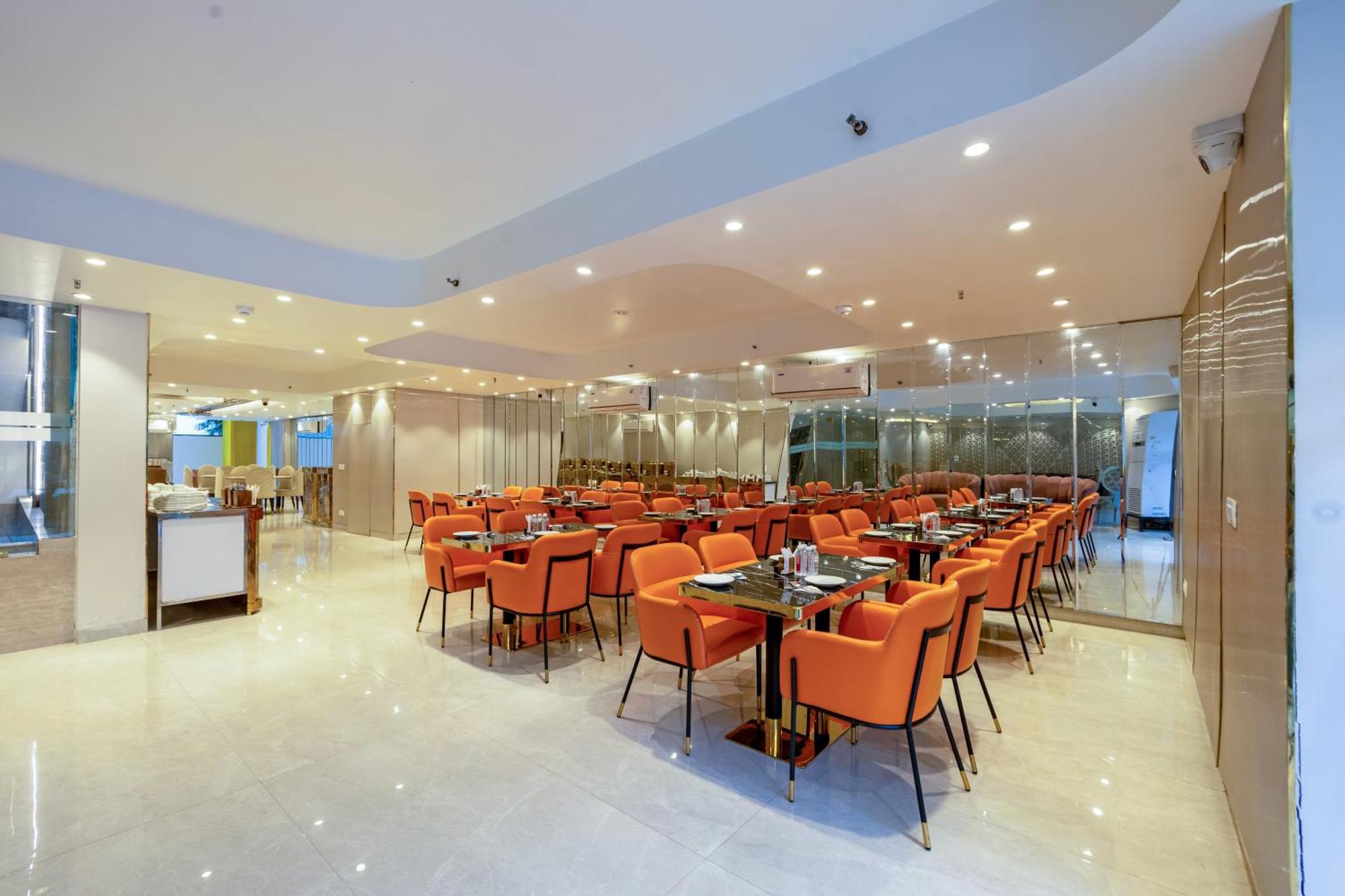 Hotel Ginger Palace Delhi Airport Neu-Delhi Exterior foto