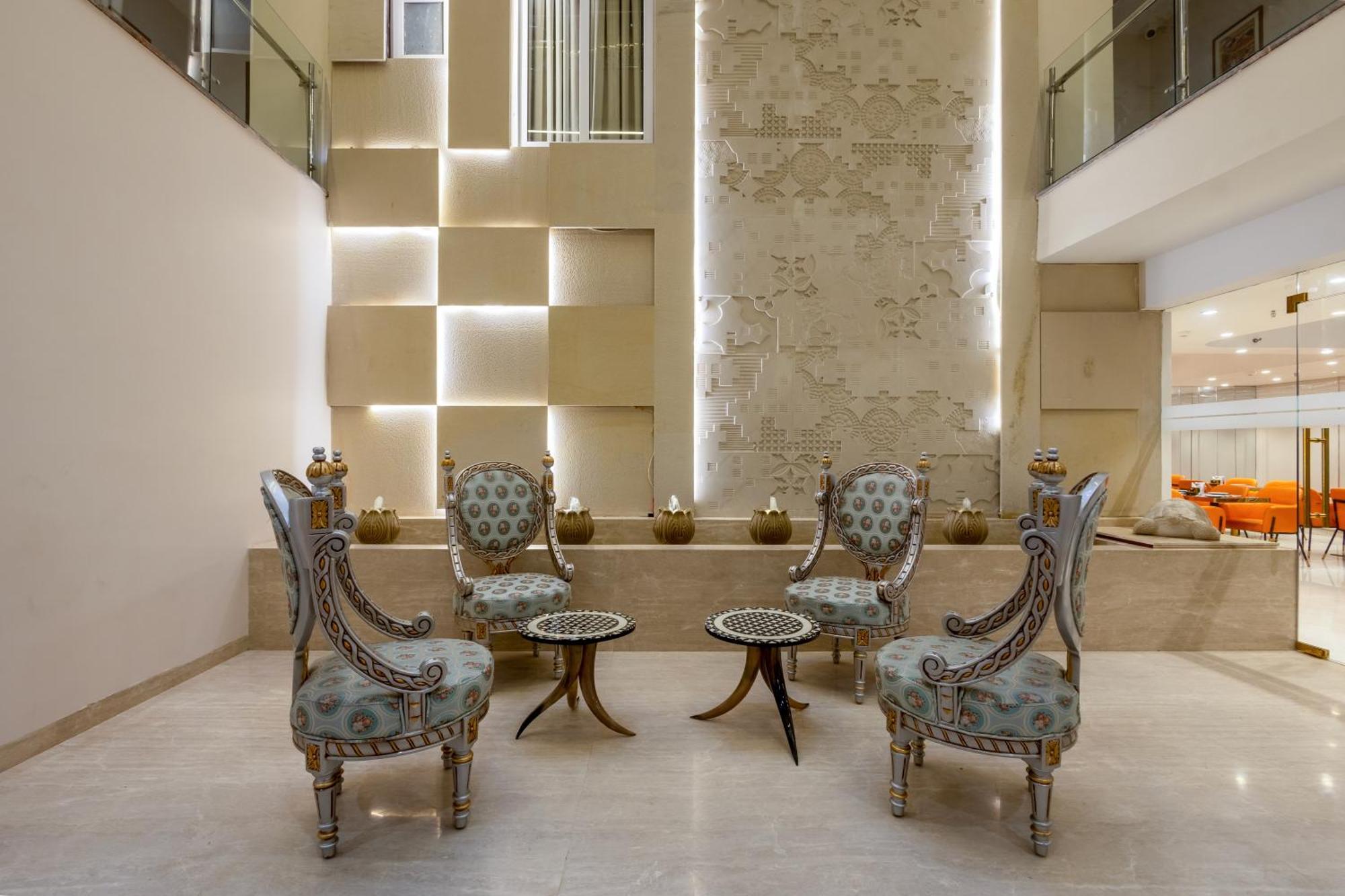 Hotel Ginger Palace Delhi Airport Neu-Delhi Exterior foto