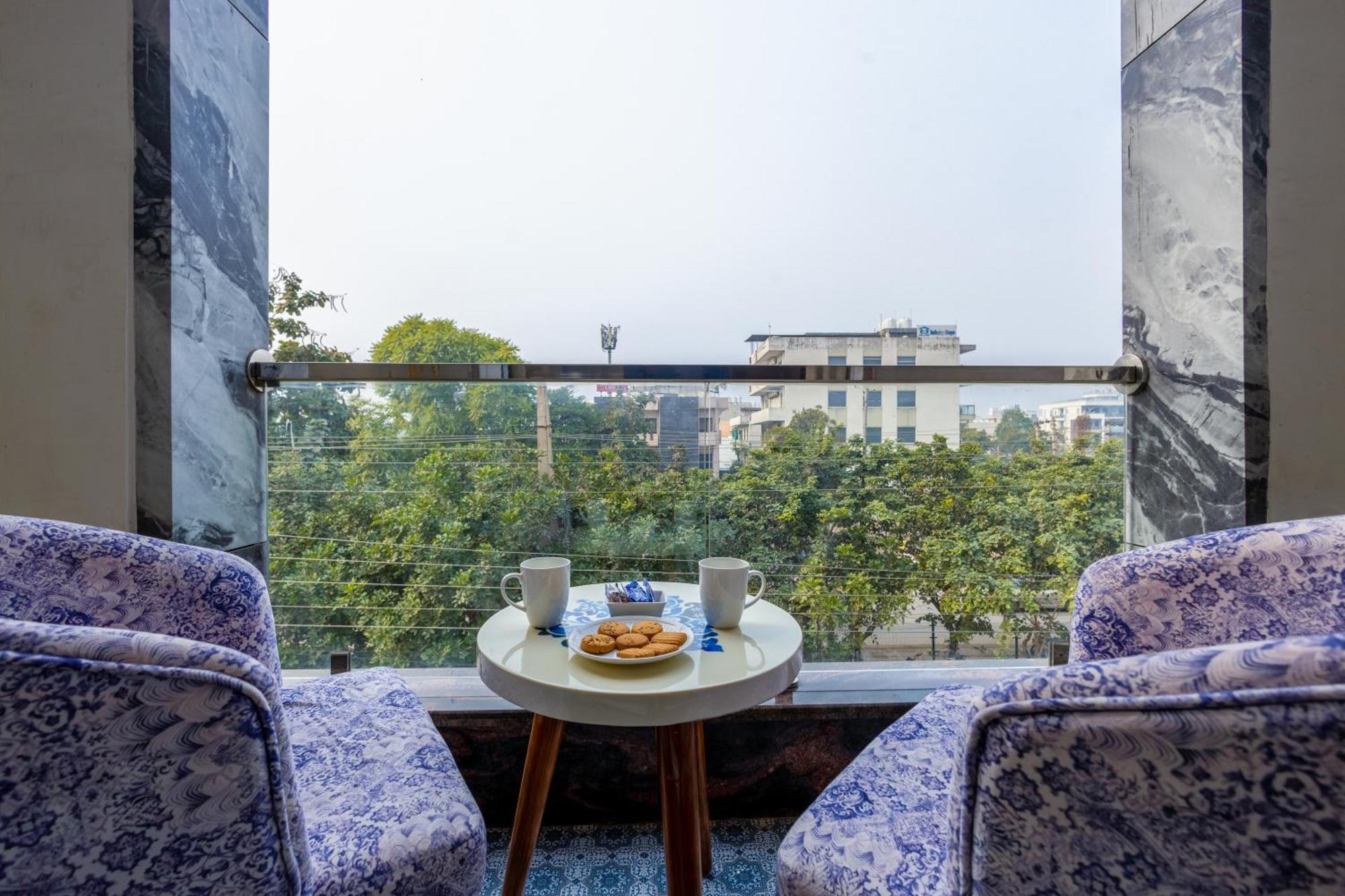Hotel Ginger Palace Delhi Airport Neu-Delhi Exterior foto