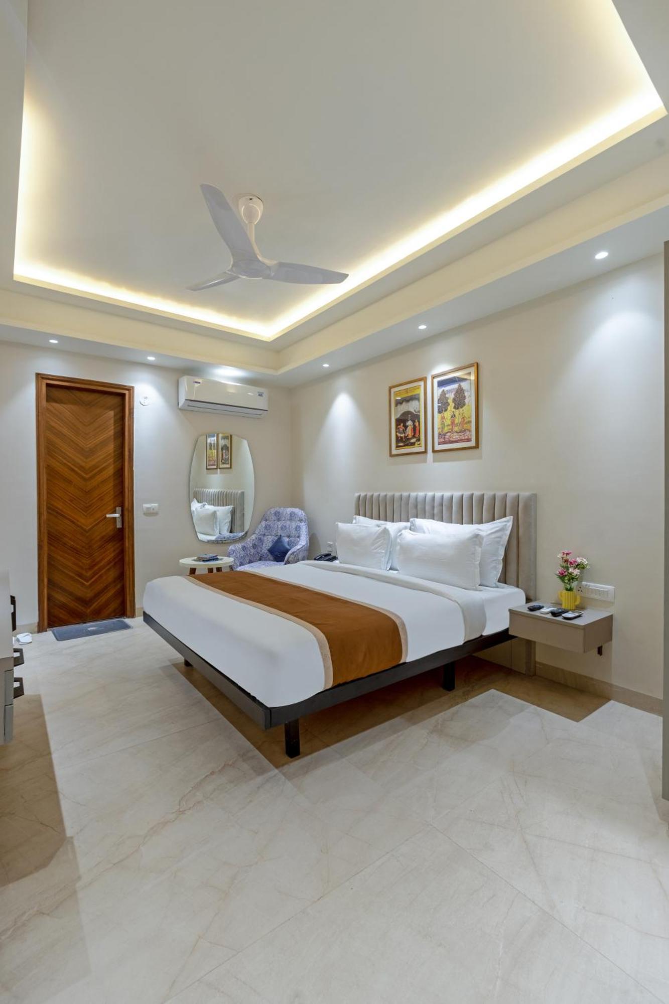 Hotel Ginger Palace Delhi Airport Neu-Delhi Exterior foto