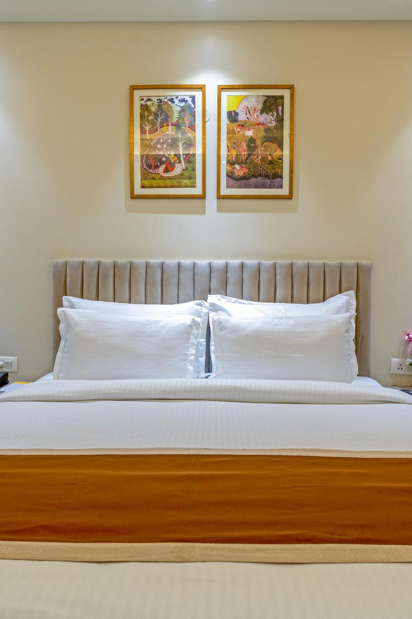 Hotel Ginger Palace Delhi Airport Neu-Delhi Exterior foto